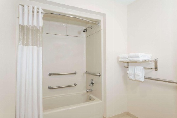 Baymont by Wyndham Asheville/Biltmore image 27